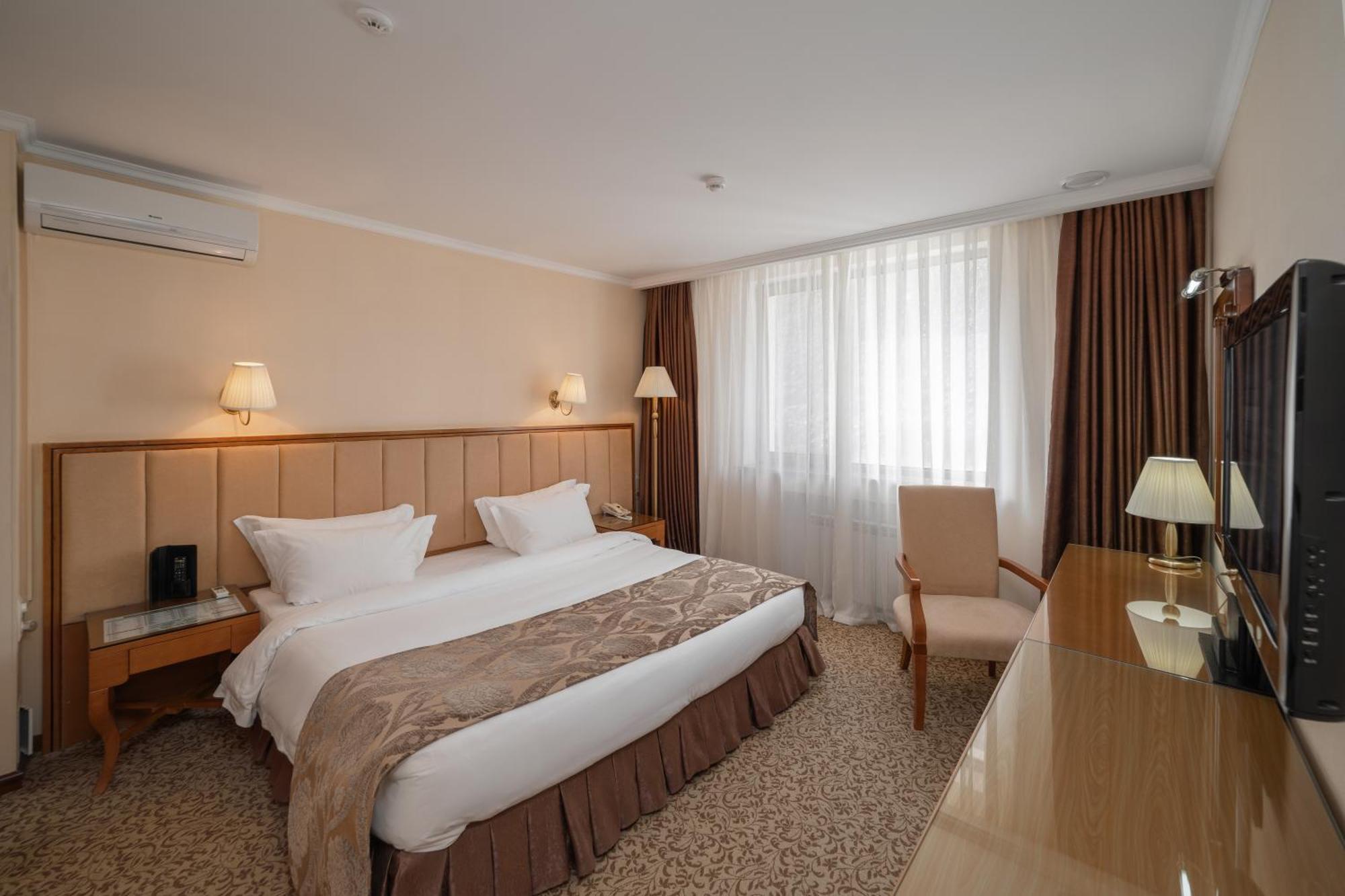 Jannat Resort Kara-Bulak Bilik gambar